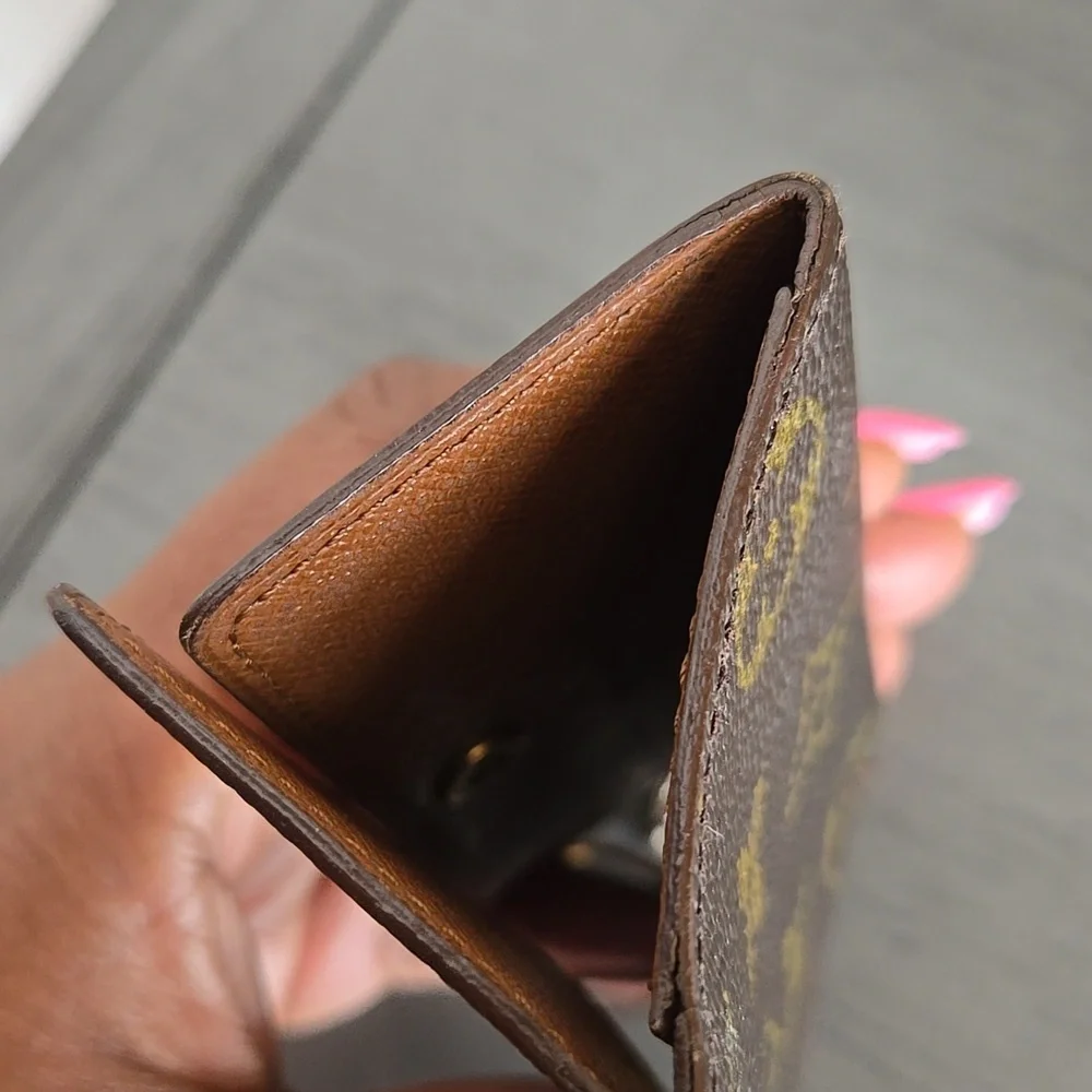 Louis Vuitton Dark Brown Monogram 4 Row Keycase